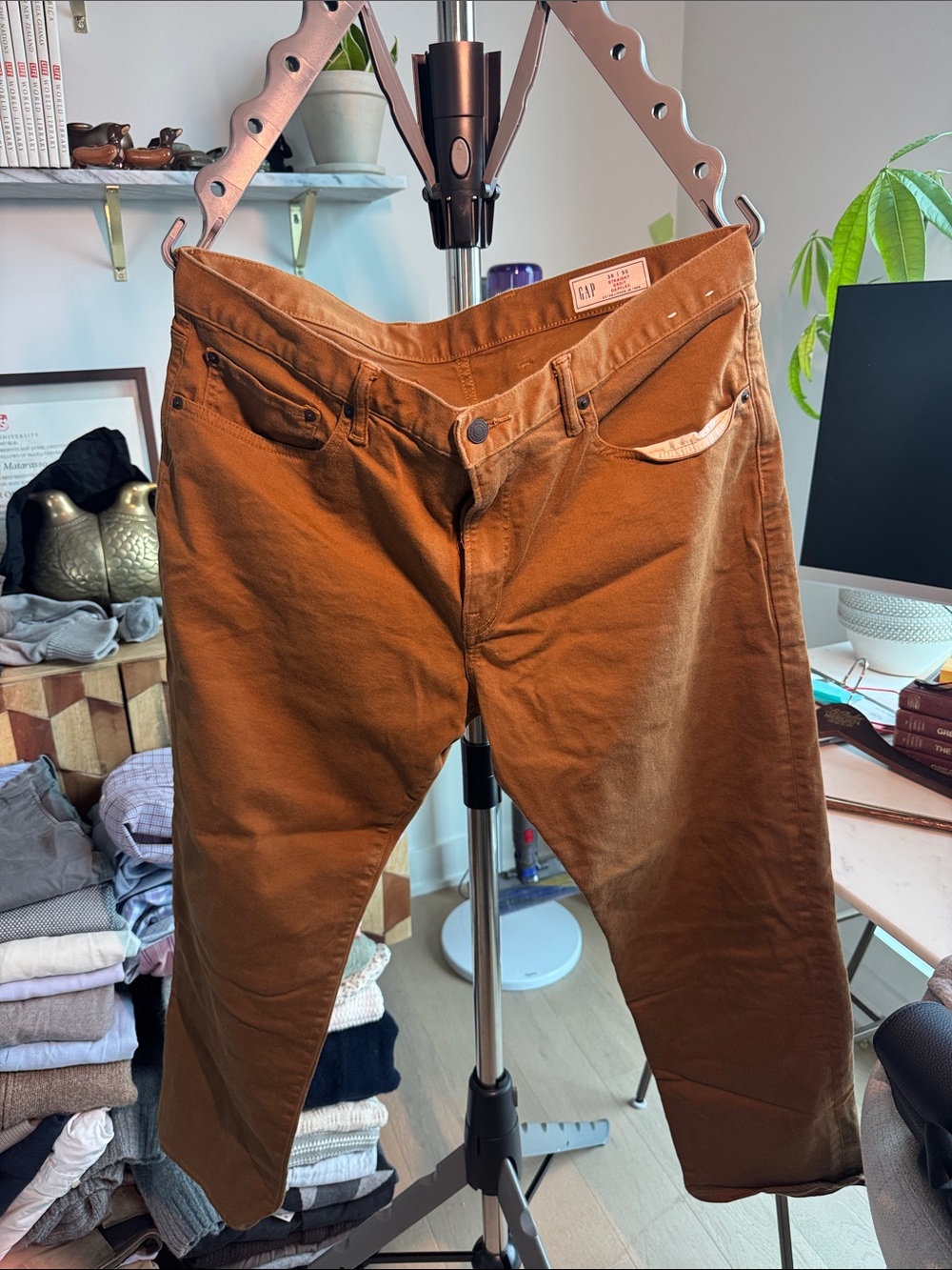 Gap Straight Leg Pants in Brown Waist 38 Like New